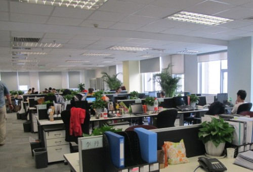 鑫農耘服取得恒溫分層式培養箱，使得培養腔內部溫濕度均衡:培養箱